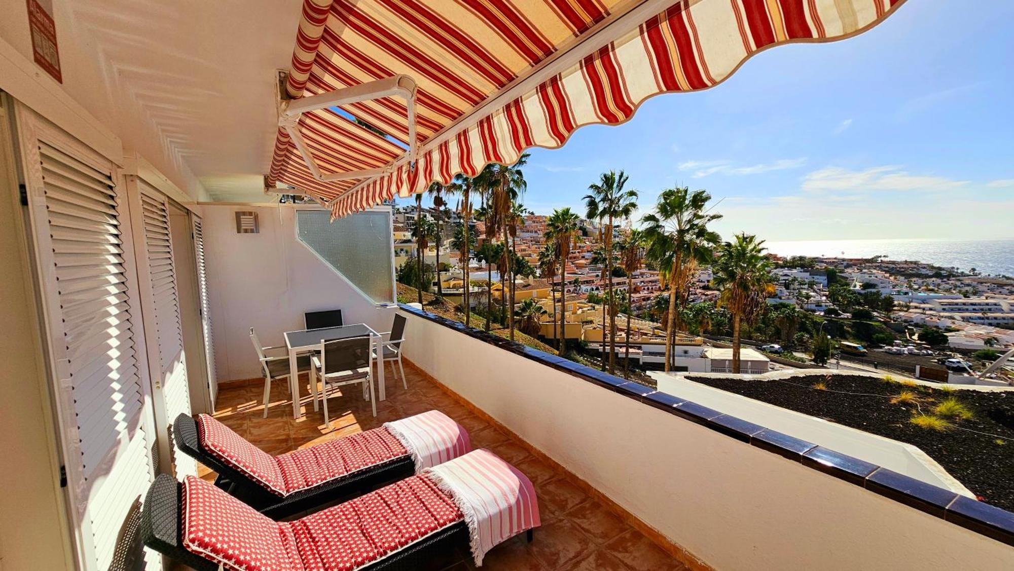 Cozy Sea Views In Apartamento