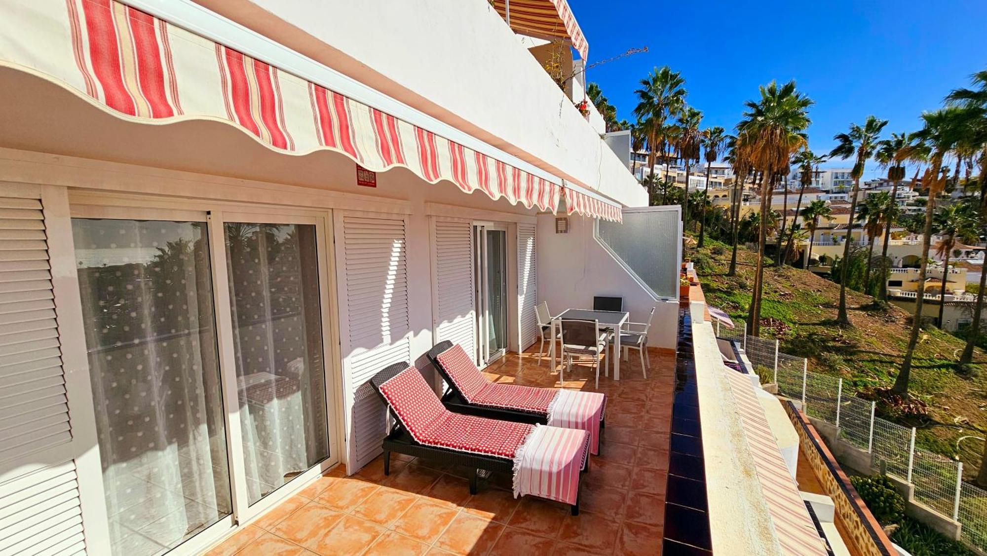 Apartment Cozy Sea Views In